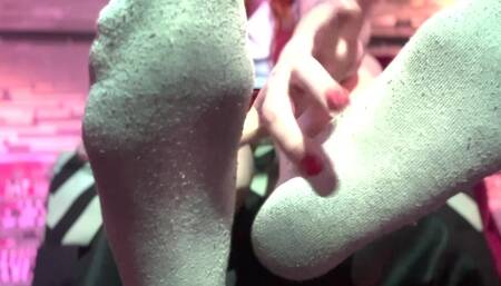 Step Mommy Tells You How to Eat Cum off Her Feet