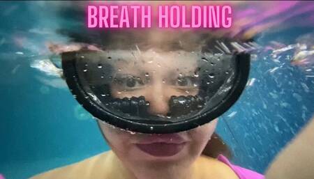diving in pool and hold breath
