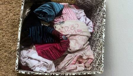 Teenie Frolicking in Giantess Laundry 1080