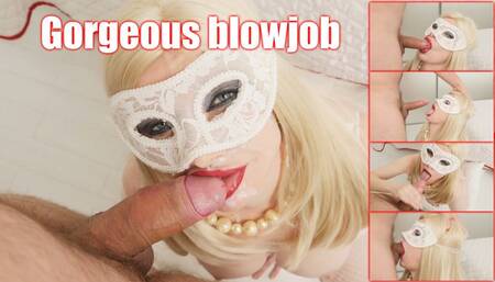 Blowjob from a gorgeous MILF