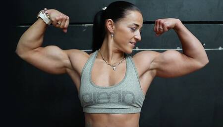 Absolute Goddess Of Muscle!