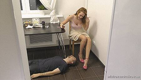 Candy - My Evening Human Ashtray (4K)