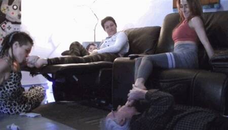 Sunny's foot party (HD)