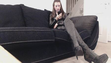 Full Time Boot Licker (AVI)