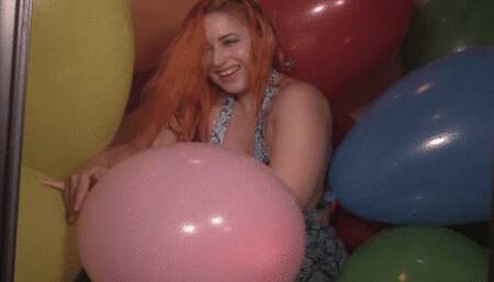 Galas Looner Balloon Angels Getting Wet in the Shower Balloons Popping - hd mp4