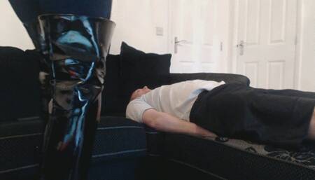 Facesiiting in Boots and Jeans (MOV)