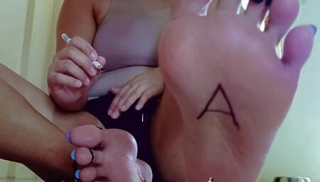 Giantess Teaches the Alphabet to Tiny People