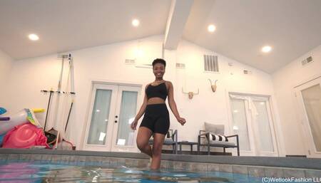 Sporty Rose Wet in Shorts, Top and Dirty Sneakers