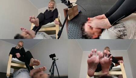 Alana - Footstool - Multicam