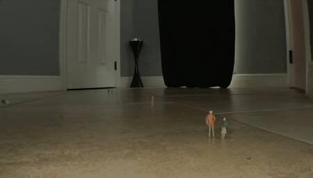 Sunnie & Paris Love Devour Tiny Ant Humans (HD 1080p MP4)