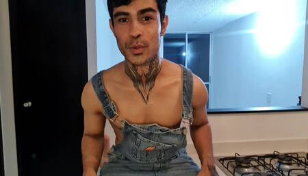 Suck toy and cum shot !