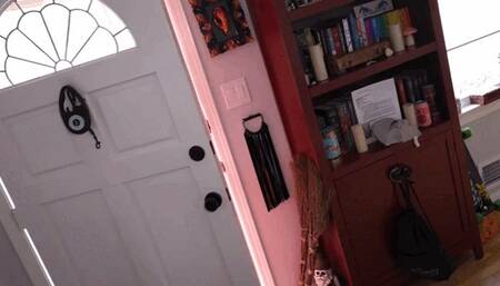 RIAH STALKS FAITH & GETS BEATDOWN