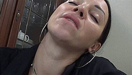 lip odor in the workplace mo