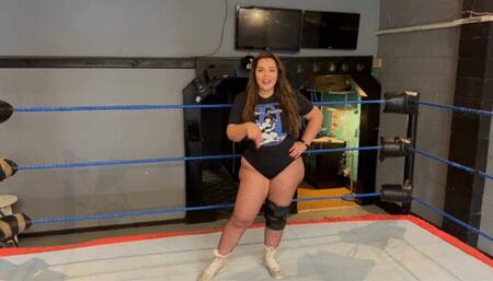 NADIA SAPPHIRE VS DOMINITA IN A TUG OF WAR MATCH