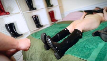 Hunter Welly Cum Soak