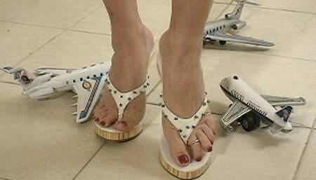 Giantess series Wood Rhinestone- SD WMV