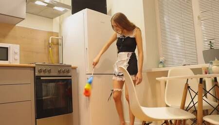 Hot Sexy Maid Cleaning the Kitchen