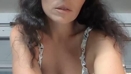 Squirting cowgirl smoking