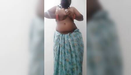Tamil Aunty Bhavya Drilling in Extreme Kaama Veri