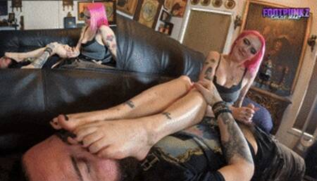 Alt Babe Gives her First Sweaty Foot Smelling Handjob + Footjob right out of Boots