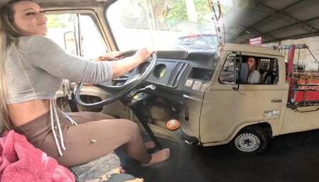 Old Van Vw - Kombi - Barefeet