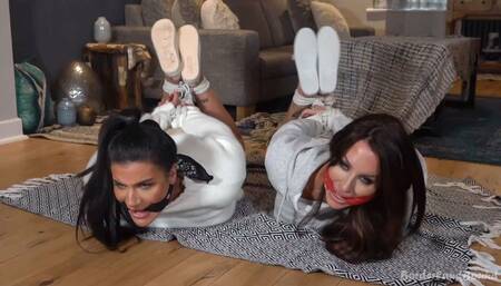 Scarlett & Charlie in: Surf Shop TakeOver Hi-Jinx Ensue as Demented Inside-Job Crook Realises His Plans Have Been Overheard by Buxom Staff Hotties! (HD)