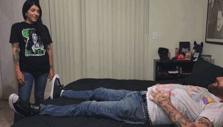 The Great Football Foot Fuck with DaddyBaphy and Sorceress Morgana