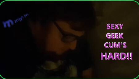 Watch the SEXY geek side of me wearing glasses and slowly Rubbing my Sweet Spot