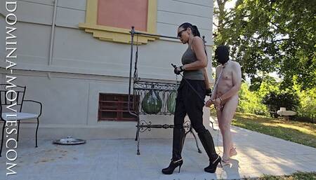 Constrained Boot Feeding in Italy - ENTIRE