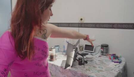 Yuri HBC - Smoking and Playing Switch