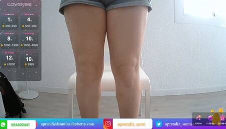 Petite camgirl waiting for you
