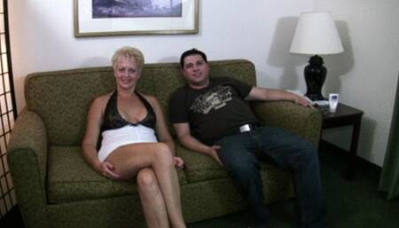 Mature Tracy And Double Dee 3some Blowjob Action With Naughty Breakfast Guy! (mp4)