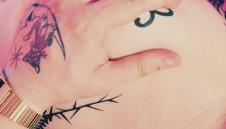 Divine Eve is playing with her photographer