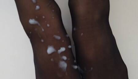 Watch her Sexy Feet and Cum on Them