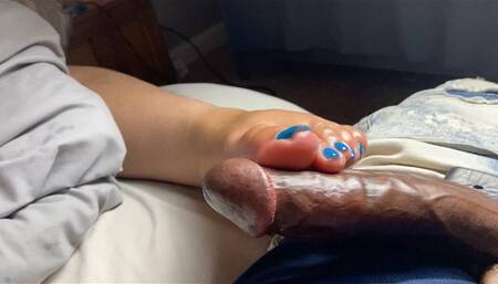 Perfect Blue Toes FootJob