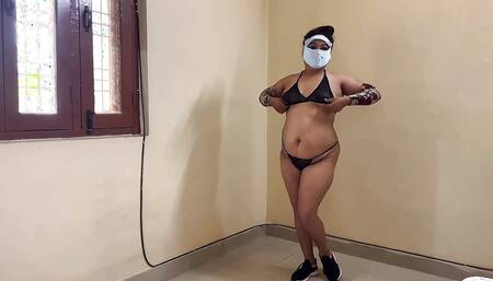 Maan Went Nude in the Closed Room and Danced Along with the Whole Video and Also Showed Her Tit and Ass and Danced and Bhabhi Se