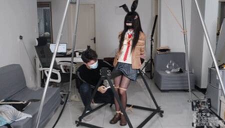 xy155-Chinese girl in black stockings cosplaying as senior sister Mai Yi is tied up and tickled by ropes