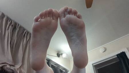 Feet Cash Control for Theme Park Pleasure