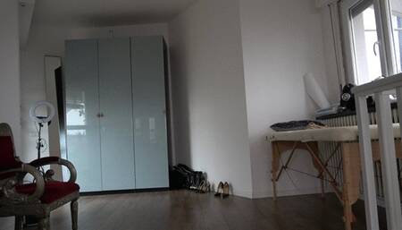 MISTRESS LILY DUPONT : PURPLE ASS WITH CANING