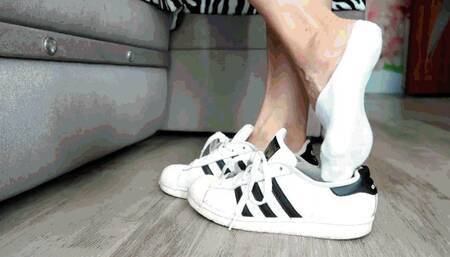 Slave cums on your socks AVI (1280x720) FHD