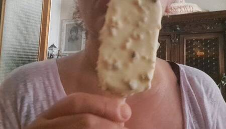 ICE CREAM DEEP THROAT