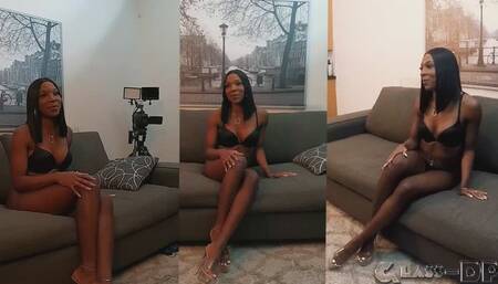 Cinnamon Baileyy Gets her twat split wide open on the casting couch