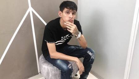 Stepbrother Please Let Me, I Want to Suck Your Cock and Feel Your Cum in My Mouth.