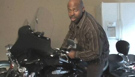 Hot Wife Carmen Blows Black Biker While Hubby Just Watches! (wmv)
