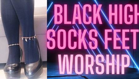 (55) BLACK KNEE HIGH SOCKS FEET WORSHIP1
