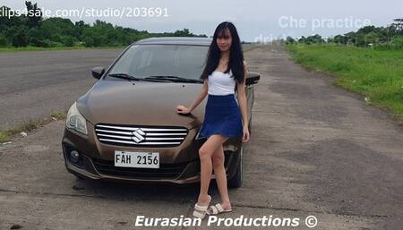 Custom Video - 031 B - Che practice driving Suzuki Ciaz Pedal Cam