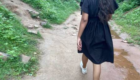 Most Beautifull Virgin Girlfriend Fucked in Jungle Before Marriage