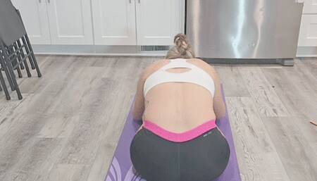 Me and my panties get STRETCHED!!