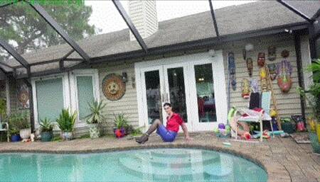 Horny TS slut is ziptied for water bound orgasm fun (MP4 HD 6000kbps)