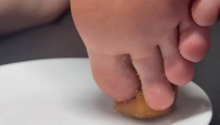 Bikini Food Crush ASMR